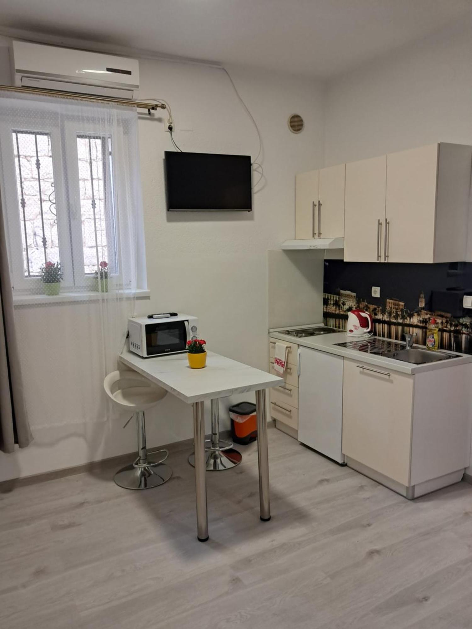 Summer Bay Apartments Split Buitenkant foto